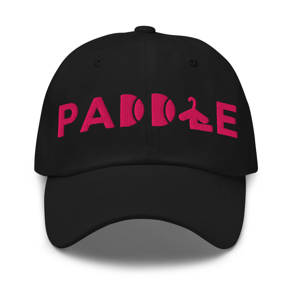 Gorra Pádel Club · diseño A · negra con bordado rosa
