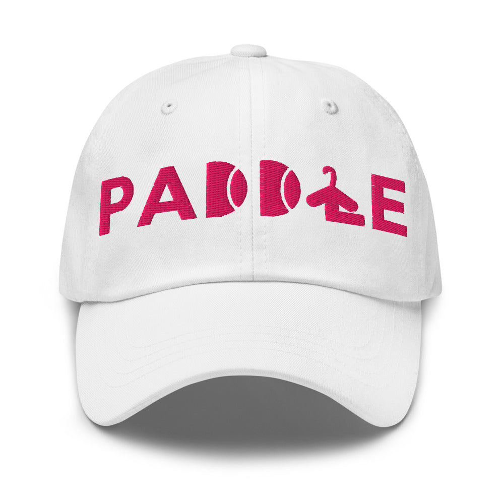 Gorra Pádel Club · diseño A · blanca con bordado rosa