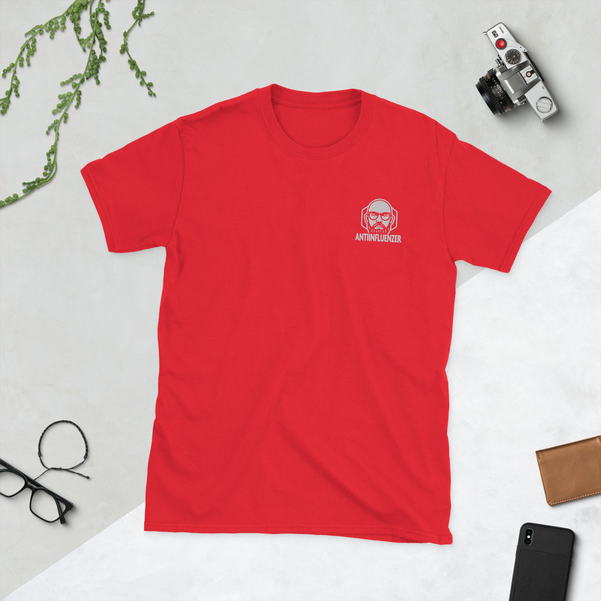 Camiseta de manga corta unisex AntiInfluenzer Edition Bordada
