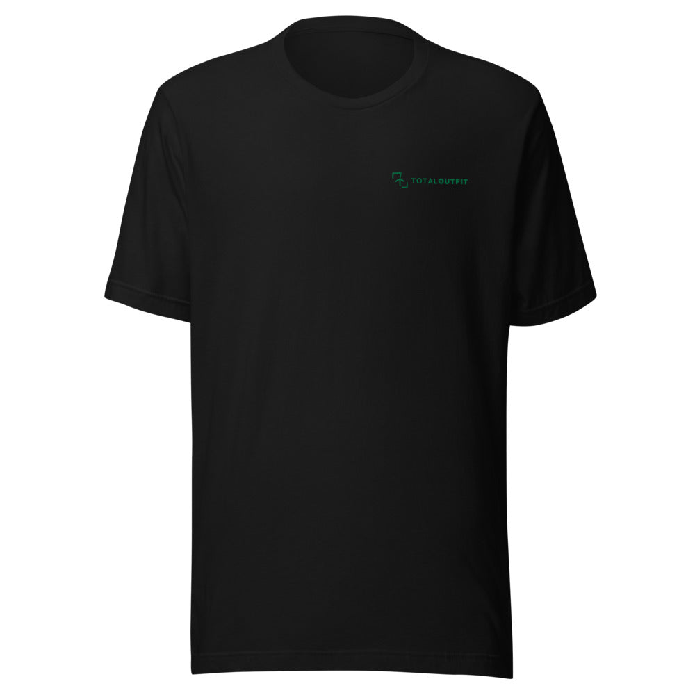 Camiseta TotalOutfit negra · logo bordado en hilo verde