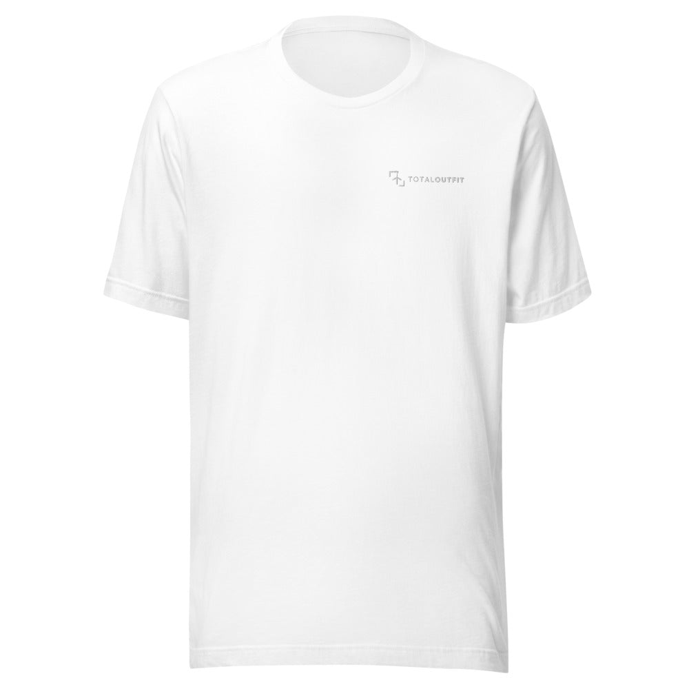 Camiseta TotalOutfit tono sobre tono · blanca con logo bordado en el mismo color